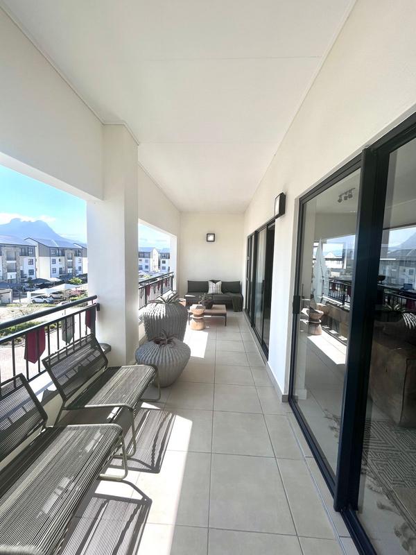 To Let 2 Bedroom Property for Rent in The Huntsman Western Cape